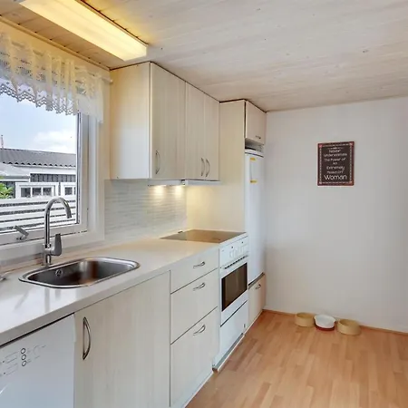 Dragan - 250m From The Sea By Interhome *